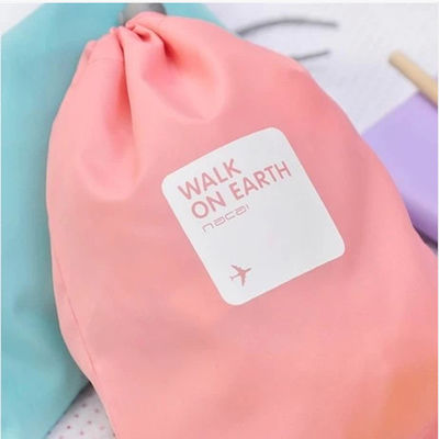Khuyến mại thân thiện với môi trường vẻ đẹp không thấm nước vải polyester túi dây rút Túi che bụi tùy chỉnh cho quà tặng vải