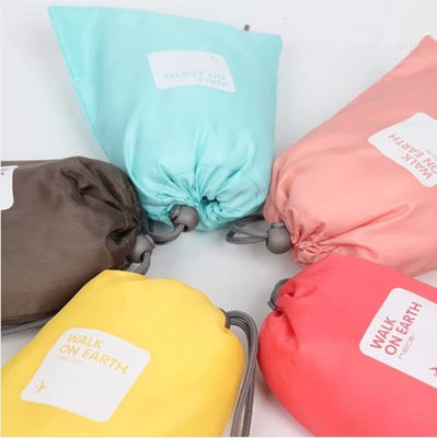 Khuyến mại thân thiện với môi trường vẻ đẹp không thấm nước vải polyester túi dây rút Túi che bụi tùy chỉnh cho quà tặng vải
